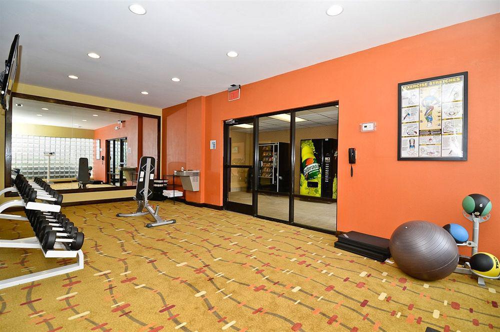 Holiday Inn Express Burlington By Ihg Ανέσεις φωτογραφία