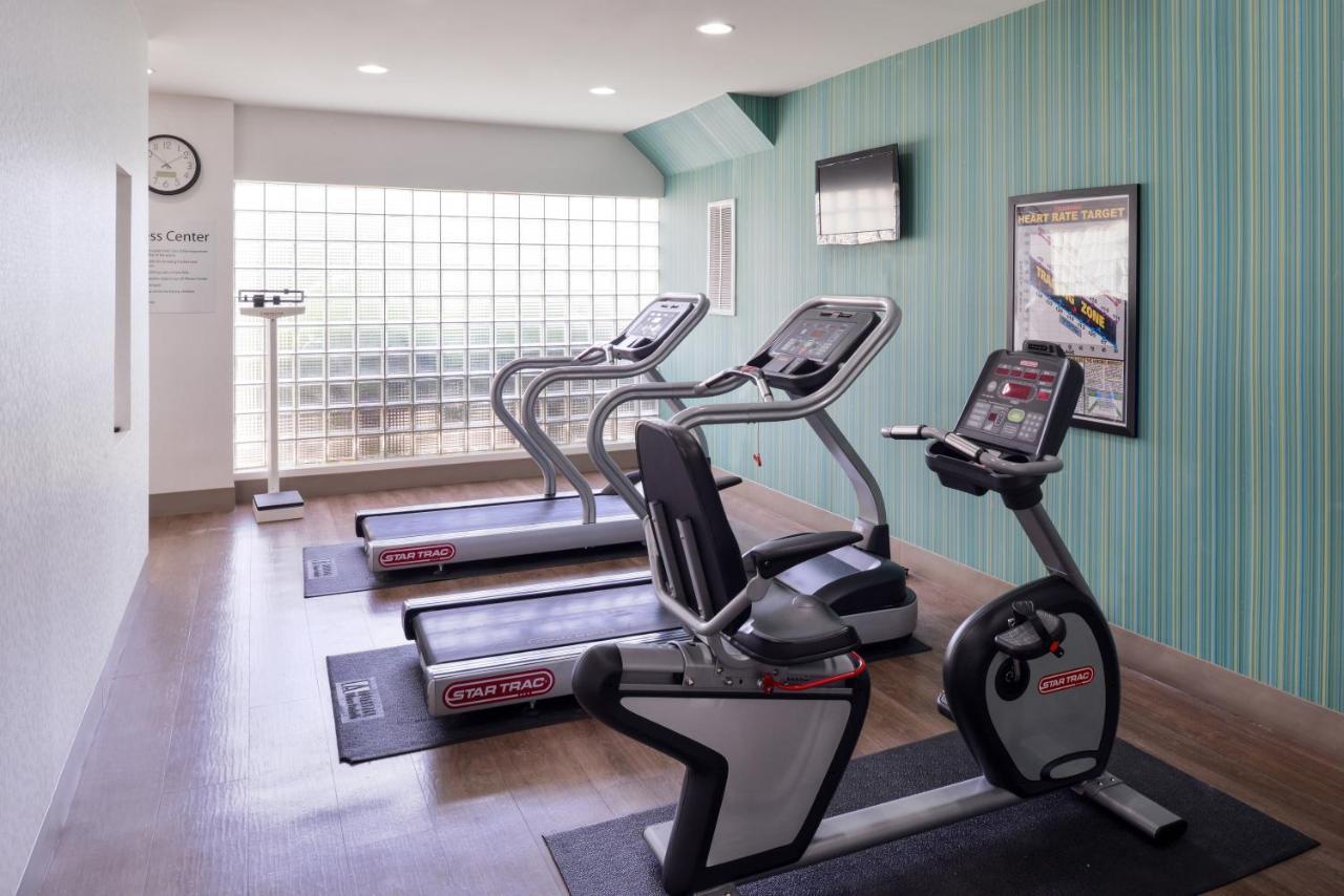 Holiday Inn Express Burlington By Ihg Εξωτερικό φωτογραφία